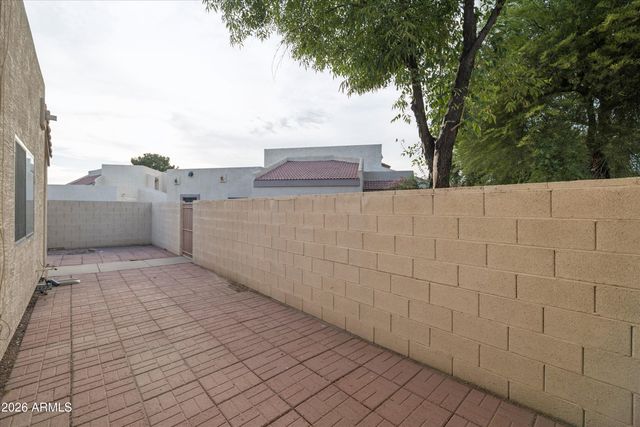 4742 W TOWNLEY Avenue, Glendale, AZ 85302