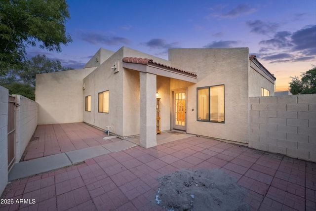 4742 W TOWNLEY Avenue, Glendale, AZ 85302