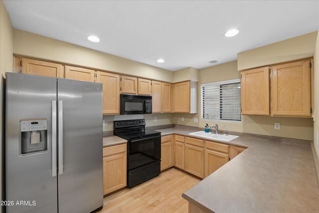 4742 W TOWNLEY Avenue, Glendale, AZ 85302