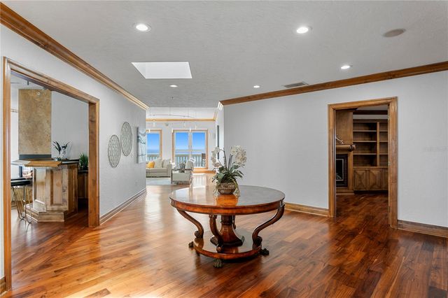 288 BEACH DRIVE NE PH-2A, St Petersburg, FL 33701