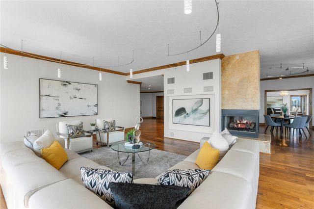 288 BEACH DRIVE NE PH-2A, St Petersburg, FL 33701