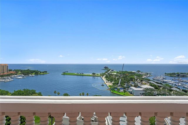 288 BEACH DRIVE NE PH-2A, St Petersburg, FL 33701