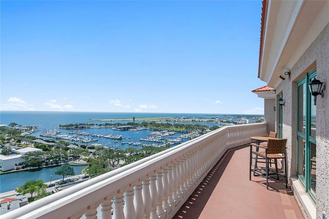 288 BEACH DRIVE NE PH-2A, St Petersburg, FL 33701