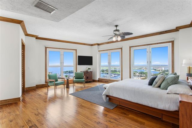 288 BEACH DRIVE NE PH-2A, St Petersburg, FL 33701