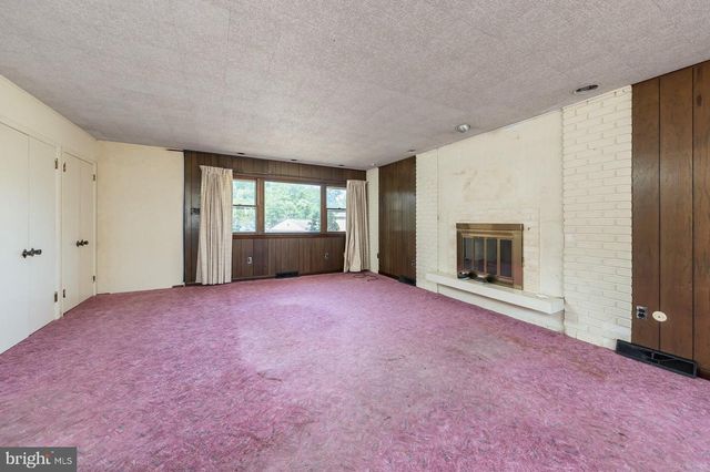 428 WEDGEWOOD DR, Blackwood, NJ 08012