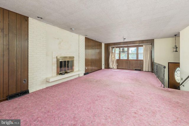 428 WEDGEWOOD DR, Blackwood, NJ 08012