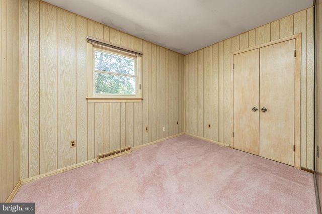 428 WEDGEWOOD DR, Blackwood, NJ 08012