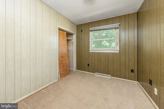 428 WEDGEWOOD DR, Blackwood, NJ 08012