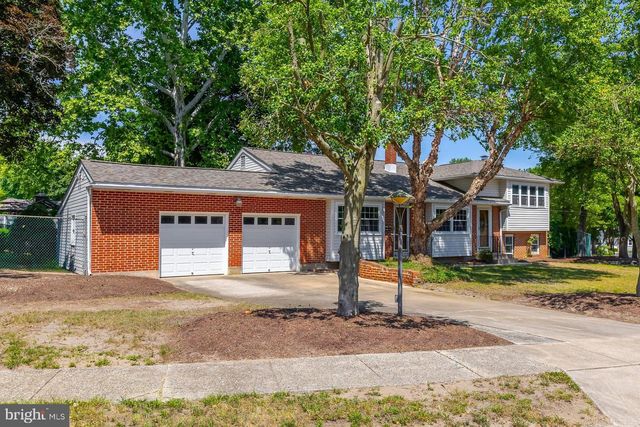 428 WEDGEWOOD DR, Blackwood, NJ 08012