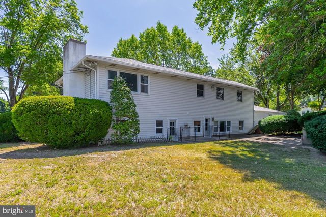 428 WEDGEWOOD DR, Blackwood, NJ 08012