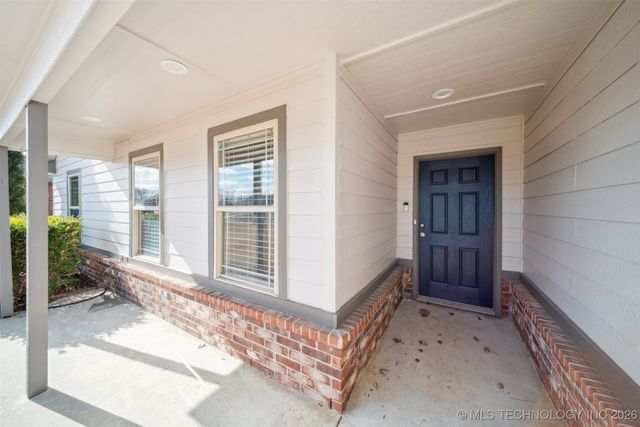 11738 N 194th East Avenue, Collinsville, OK 74021