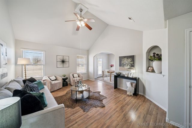 11738 N 194th East Avenue, Collinsville, OK 74021