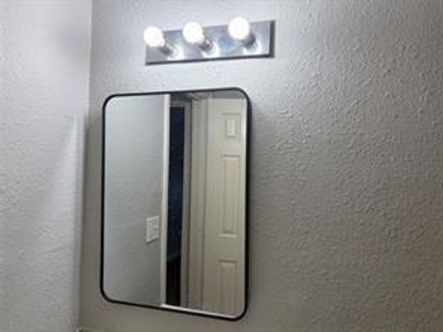 6301 Calhoun Road 10, Houston, TX 77021