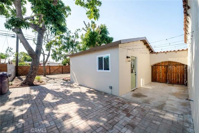 2391 Fashion Ave, Long Beach, CA 90810