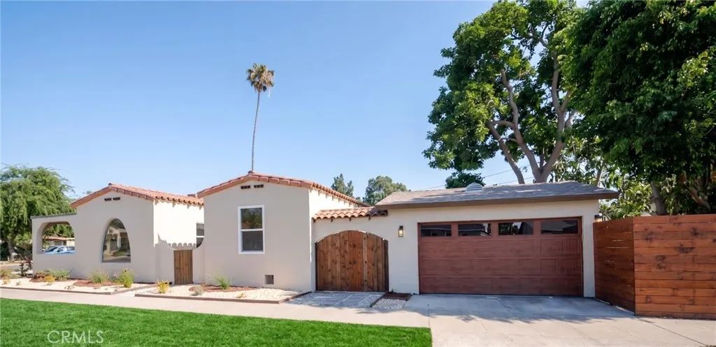 2391 Fashion Ave, Long Beach, CA 90810
