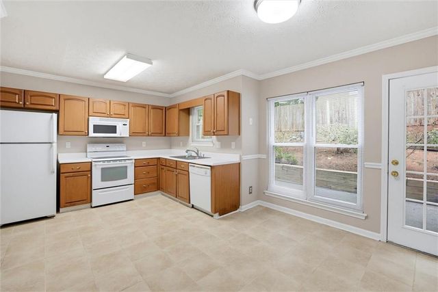 2100 Winsburg Drive NW, Kennesaw, GA 30144