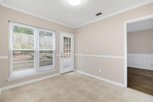 2100 Winsburg Drive NW, Kennesaw, GA 30144