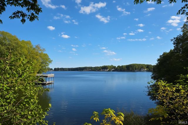 5271 E Willow Court, Monticello, IN 47960