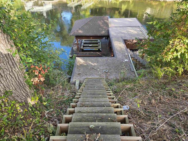 5271 E Willow Court, Monticello, IN 47960