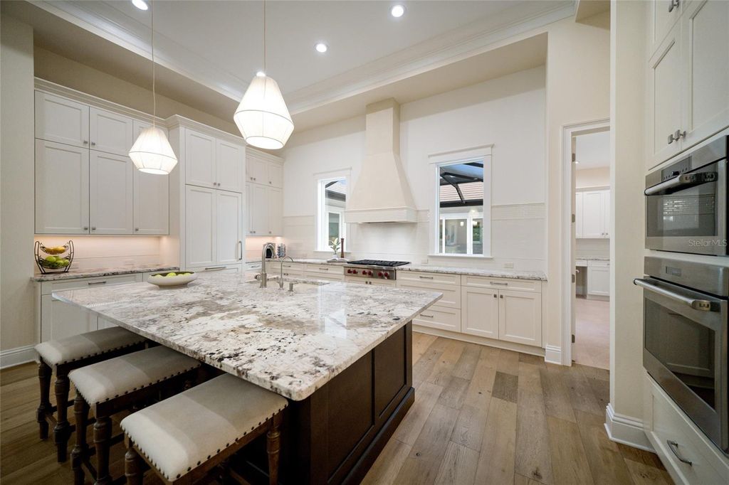 Image 14 of property listing at 19433 NEWLANE PLACE, Bradenton, FL 34202