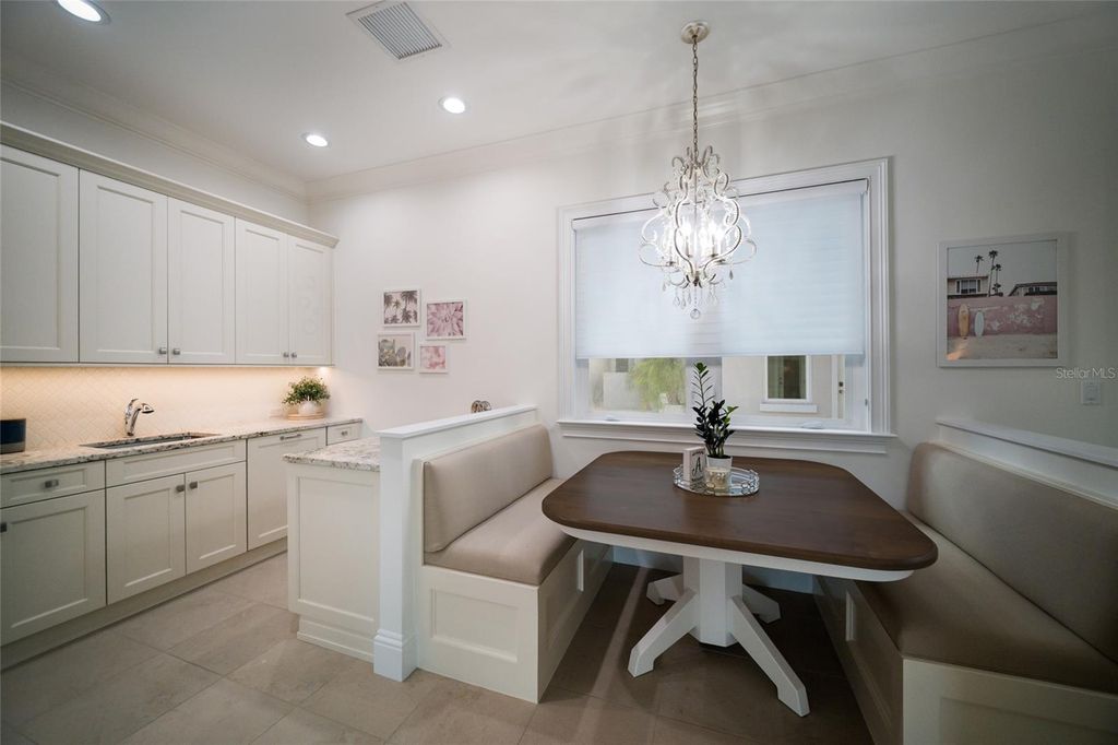 Image 34 of property listing at 19433 NEWLANE PLACE, Bradenton, FL 34202