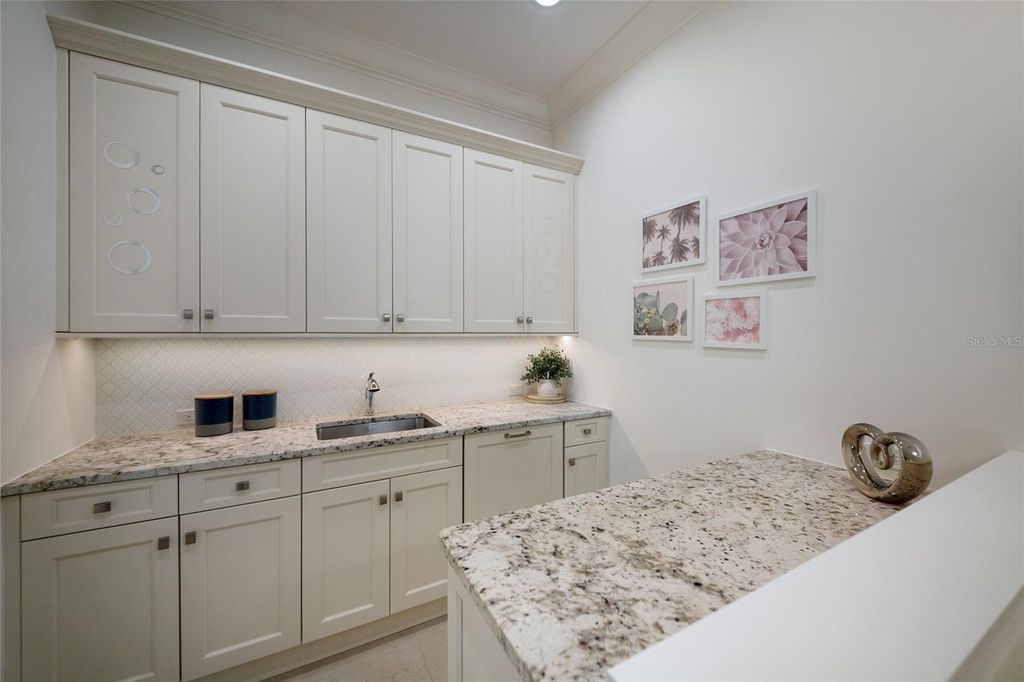 Image 35 of property listing at 19433 NEWLANE PLACE, Bradenton, FL 34202