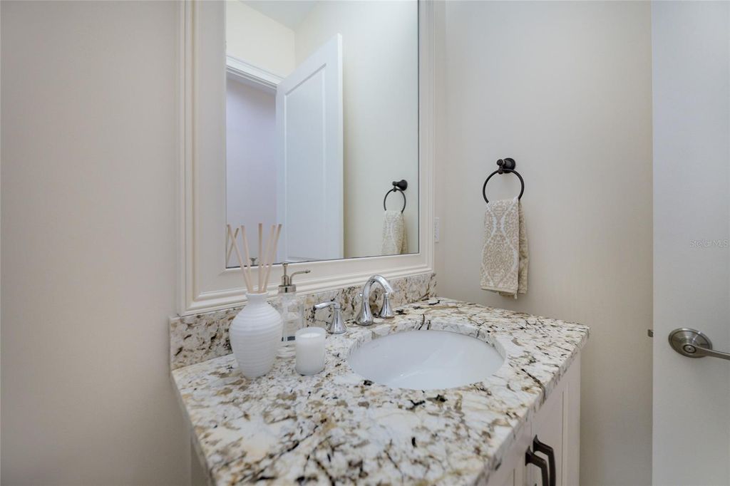 Image 38 of property listing at 19433 NEWLANE PLACE, Bradenton, FL 34202