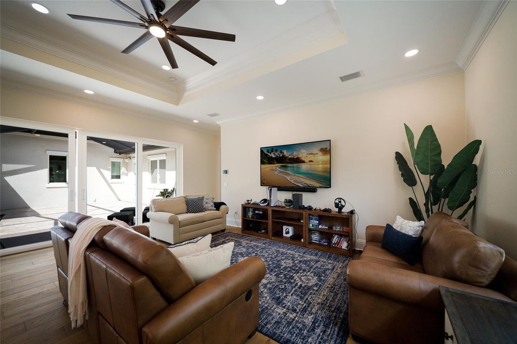 Image 41 of property listing at 19433 NEWLANE PLACE, Bradenton, FL 34202