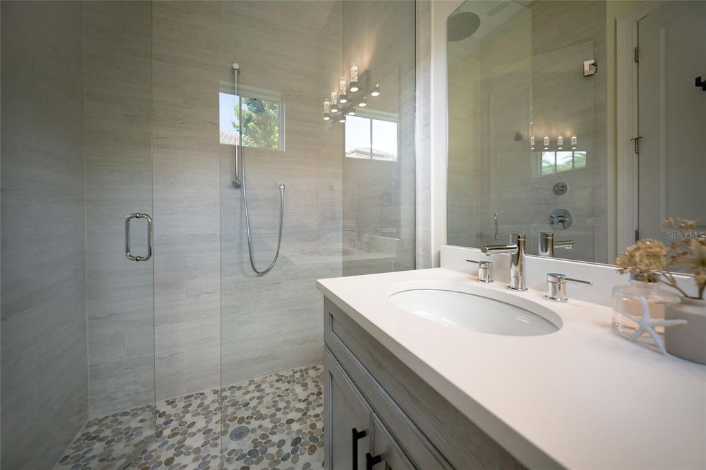Image 49 of property listing at 19433 NEWLANE PLACE, Bradenton, FL 34202