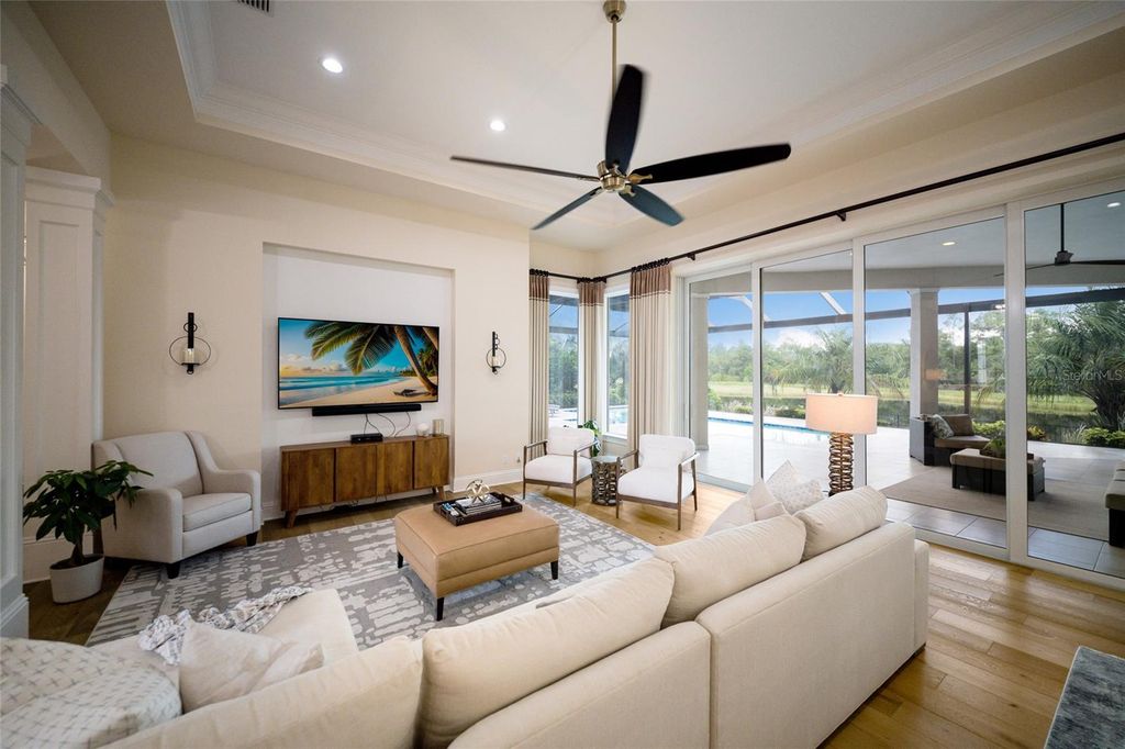 Image 7 of property listing at 19433 NEWLANE PLACE, Bradenton, FL 34202