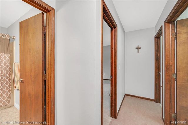 5969 N Bay, Village Of Clarkston, MI 48346