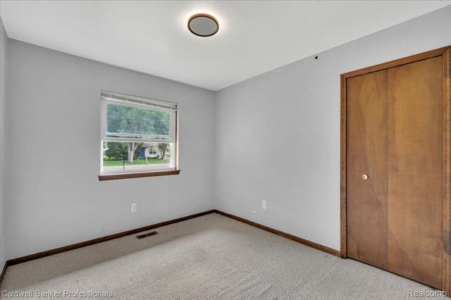 5969 N Bay, Village Of Clarkston, MI 48346