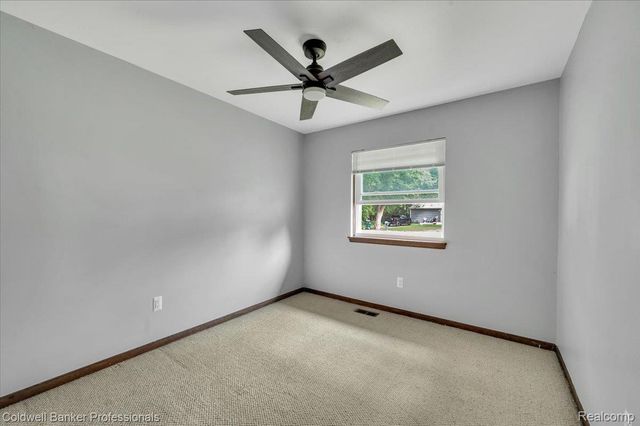 5969 N Bay, Village Of Clarkston, MI 48346