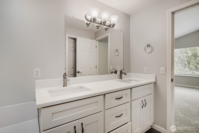 2223 63rd Avenue NE, Tacoma, WA 98422