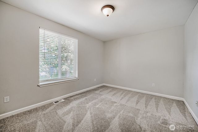 2223 63rd Avenue NE, Tacoma, WA 98422