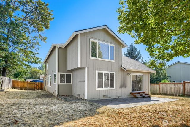 2223 63rd Avenue NE, Tacoma, WA 98422