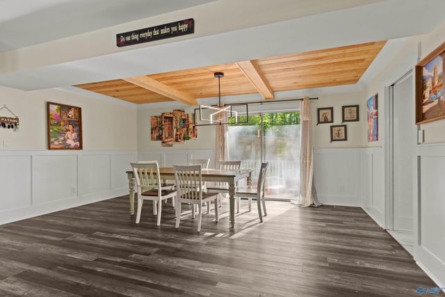 7705 Oakridge Drive SE, Huntsville, AL 35802