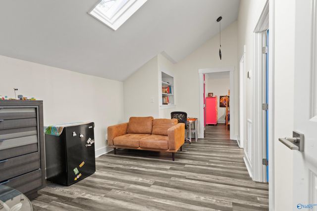 7705 Oakridge Drive SE, Huntsville, AL 35802