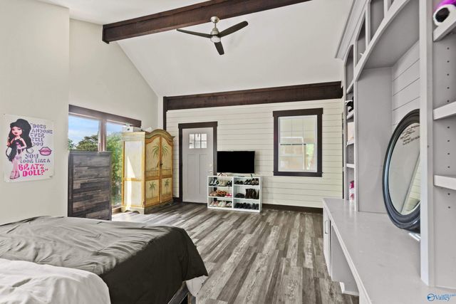 7705 Oakridge Drive SE, Huntsville, AL 35802