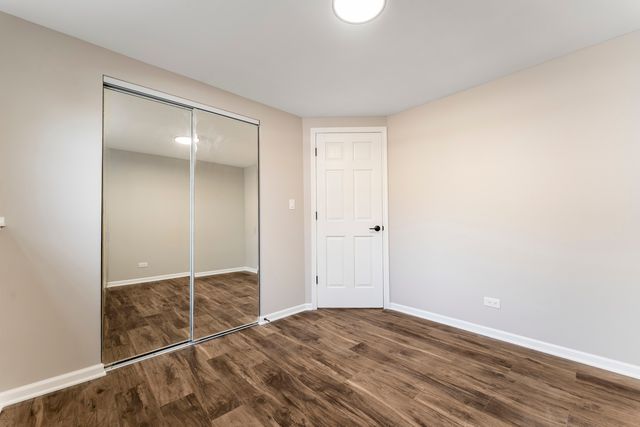 1680 Nautilus Lane, Hanover Park, IL 60133