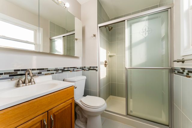 1680 Nautilus Lane, Hanover Park, IL 60133