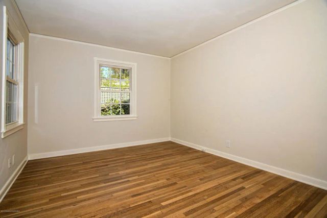 1087 S Los Robles Avenue, Pasadena, CA 91106
