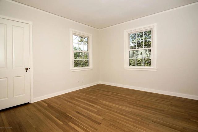 1087 S Los Robles Avenue, Pasadena, CA 91106