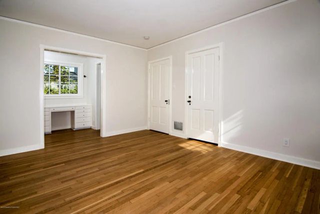 1087 S Los Robles Avenue, Pasadena, CA 91106