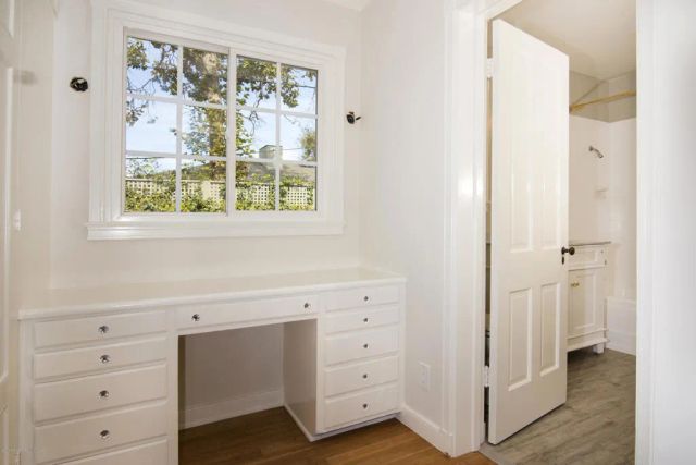 1087 S Los Robles Avenue, Pasadena, CA 91106
