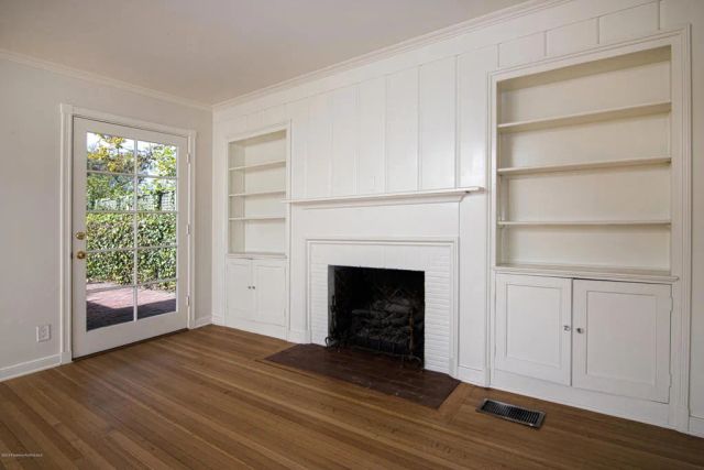 1087 S Los Robles Avenue, Pasadena, CA 91106