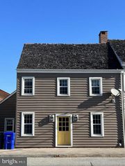 333 W KING ST #A, East Berlin, PA 17316