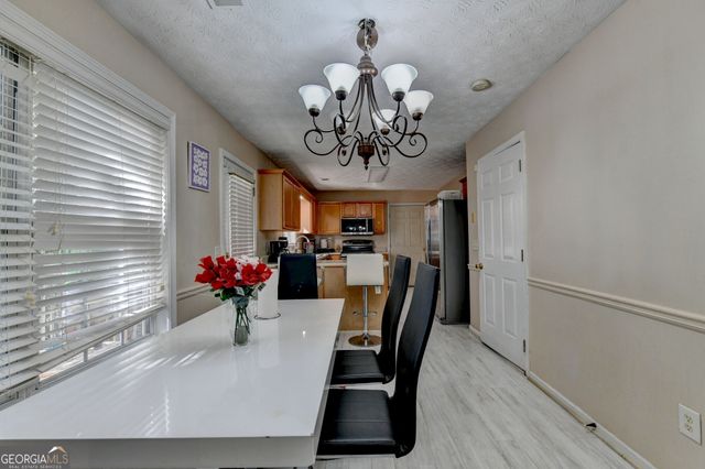 735 Castlebrooke Way, Lawrenceville, GA 30045