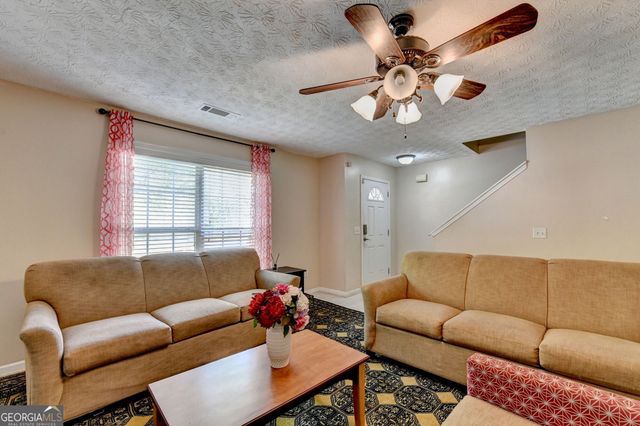 735 Castlebrooke Way, Lawrenceville, GA 30045