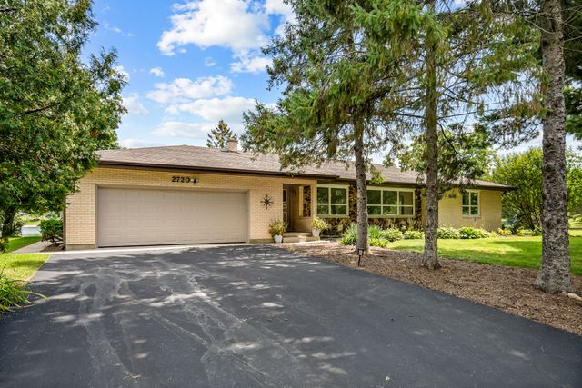 2720 N Bayview Lane, Mchenry, IL 60051